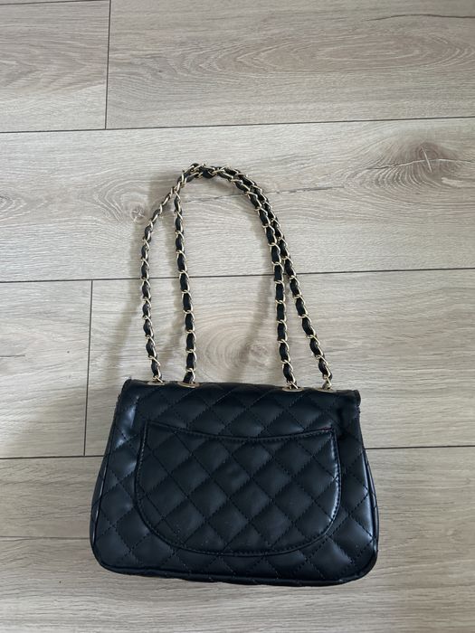 Geanta flap bag neagra