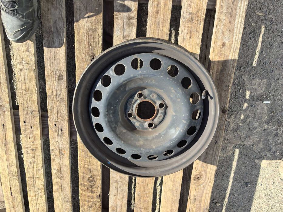 15 цола 4 х 100 мм Дачия / Рено / Нисан - 6 Инча / ЕТ 40