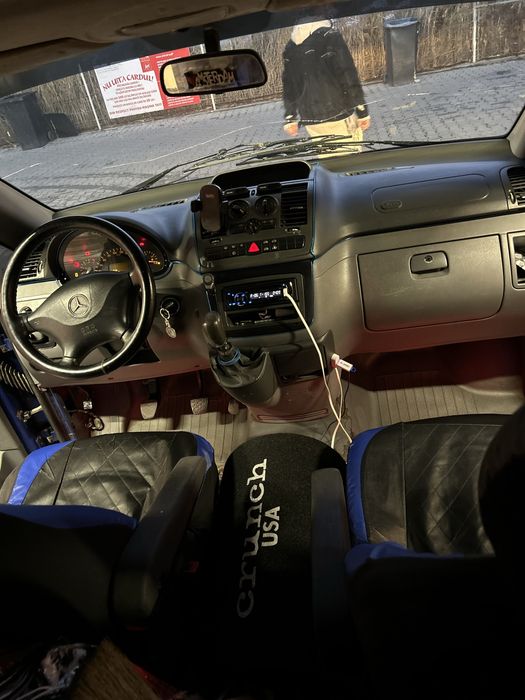 Vand sau schimb mercedes vito 115 cdi