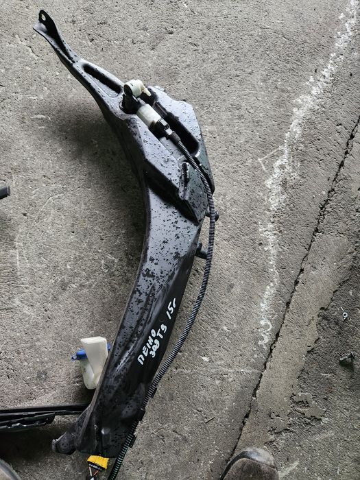 Казанче за чистачки за  Пежо Peugeot 308 T9