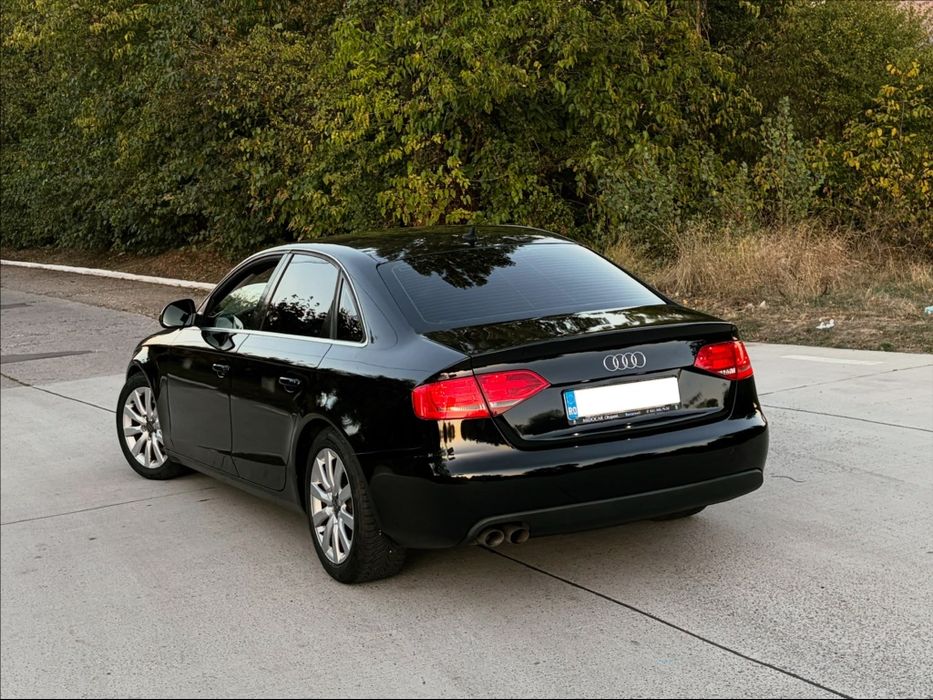AUDI A4 B8 S Line 2.0 TDI 143cp 2009