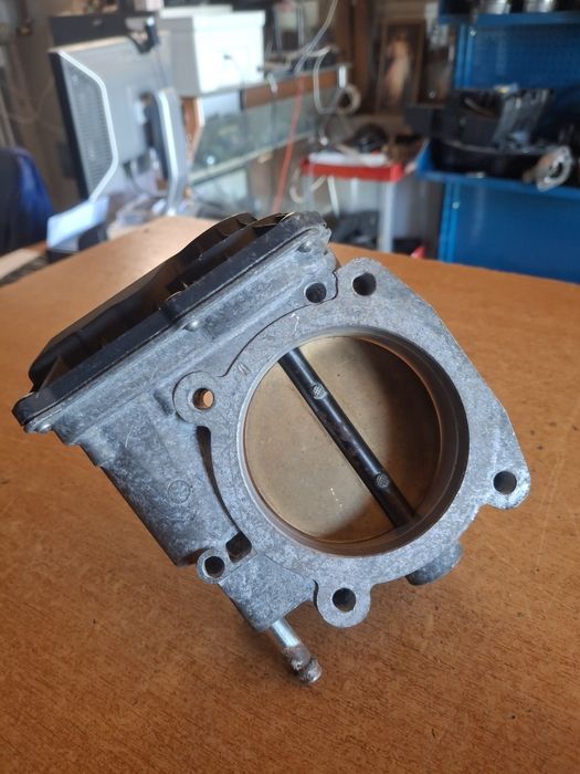 Clapeta acceleratie Volvo XC90  S80 4.4L 2005-2011