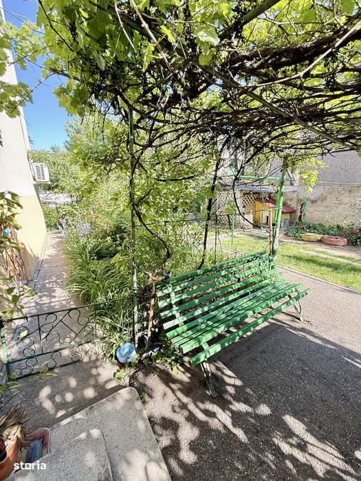 Floreasca - Mihail Glinka, Garsoniera mobilata, centrala proprie