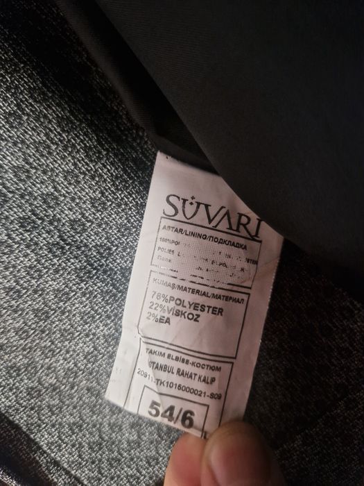 Costum barbatesc Suvari