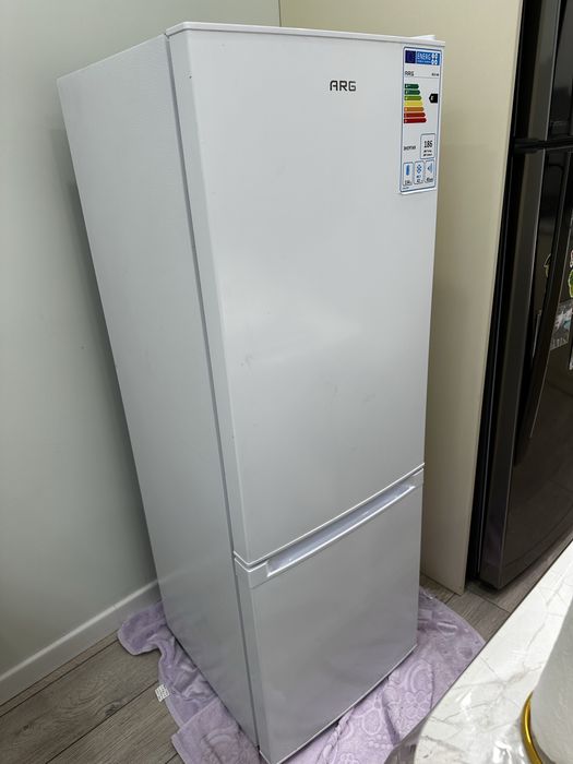 Продается холодильник ARG