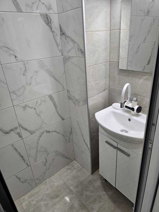 Продава се Офис в Пловдив, Кършияка - 30 кв.м за 2300 €/кв.м - Снимка #2