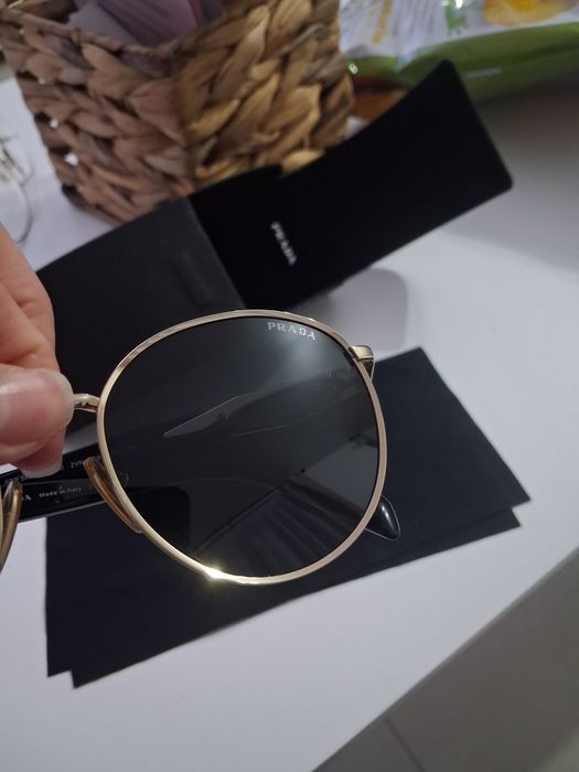 Ochelari se soare Prada!