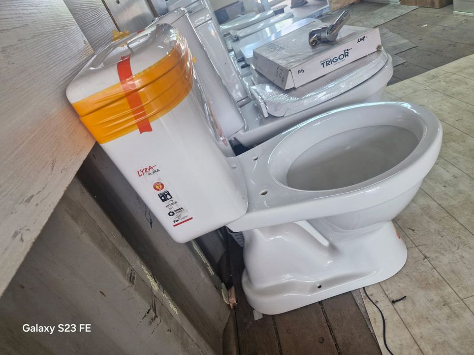Унитазы круговой слив есть установка