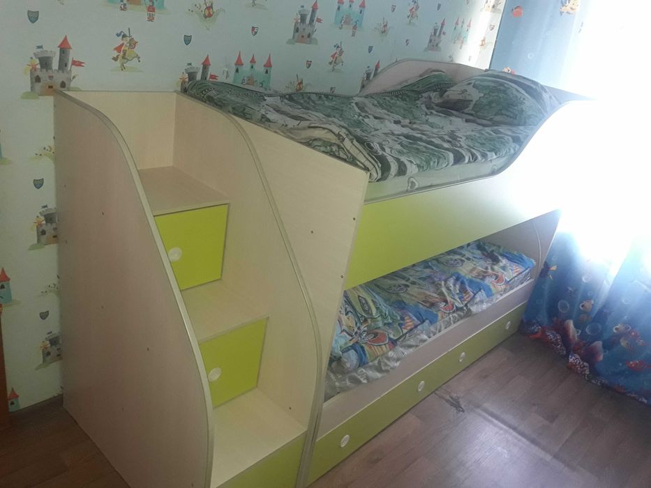 Мебель в детскую комнату