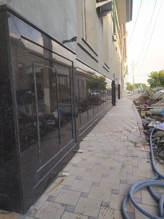 Granitlar- Travertin toshlaridan - zinalar, sokillar, fasad uchun .