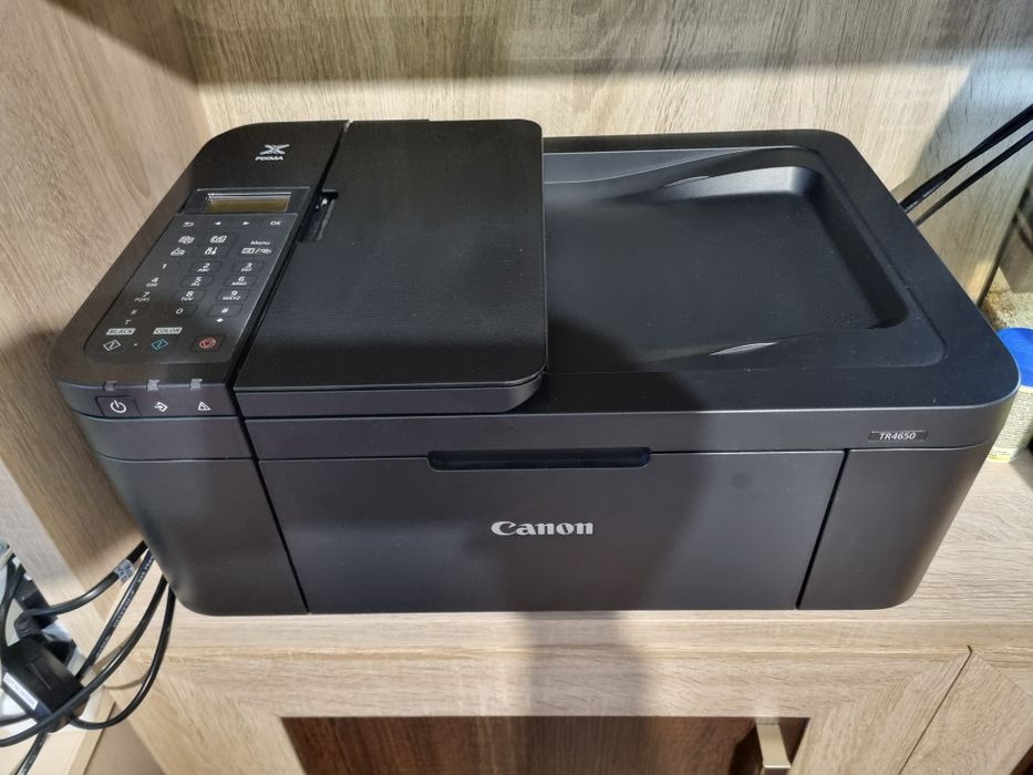 Imprimanta Multifunctionala wi-fi Canon TR4650 cu aplicatie android si