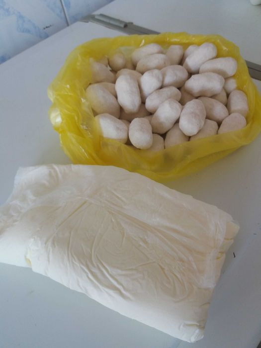 Сүт өнімдері сатылады.