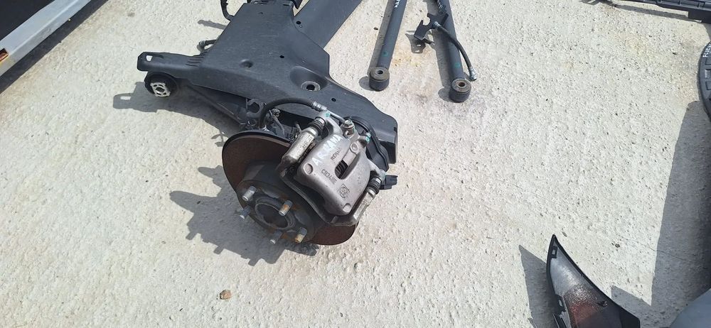 punte spate renault  arkana