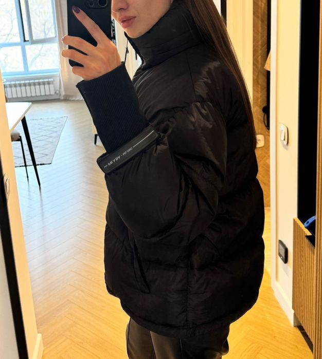 Продам куртку прада