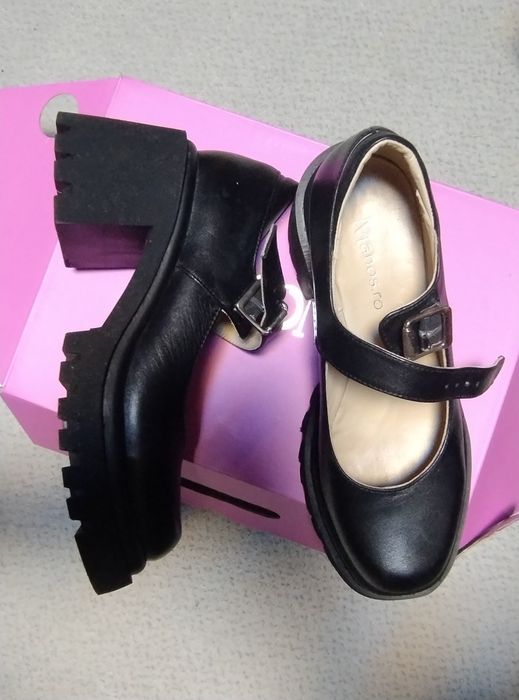 Pantofi piele noi 38