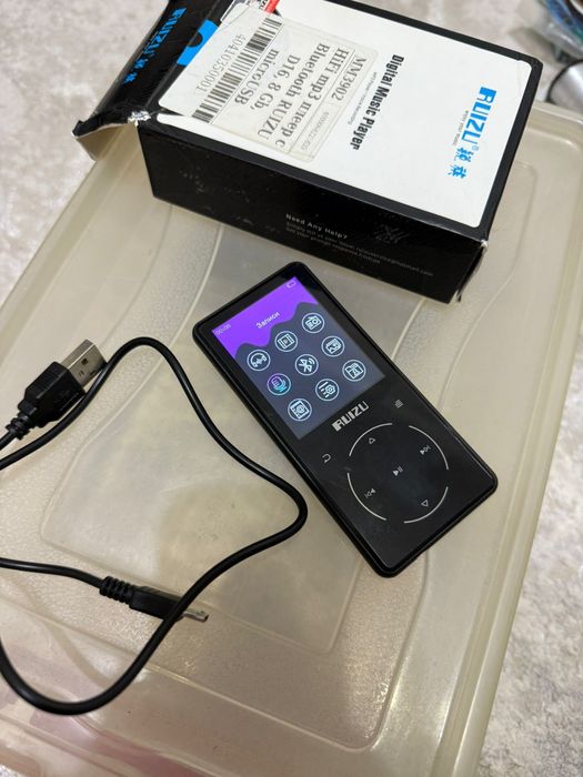 Продам mp3, практически новая