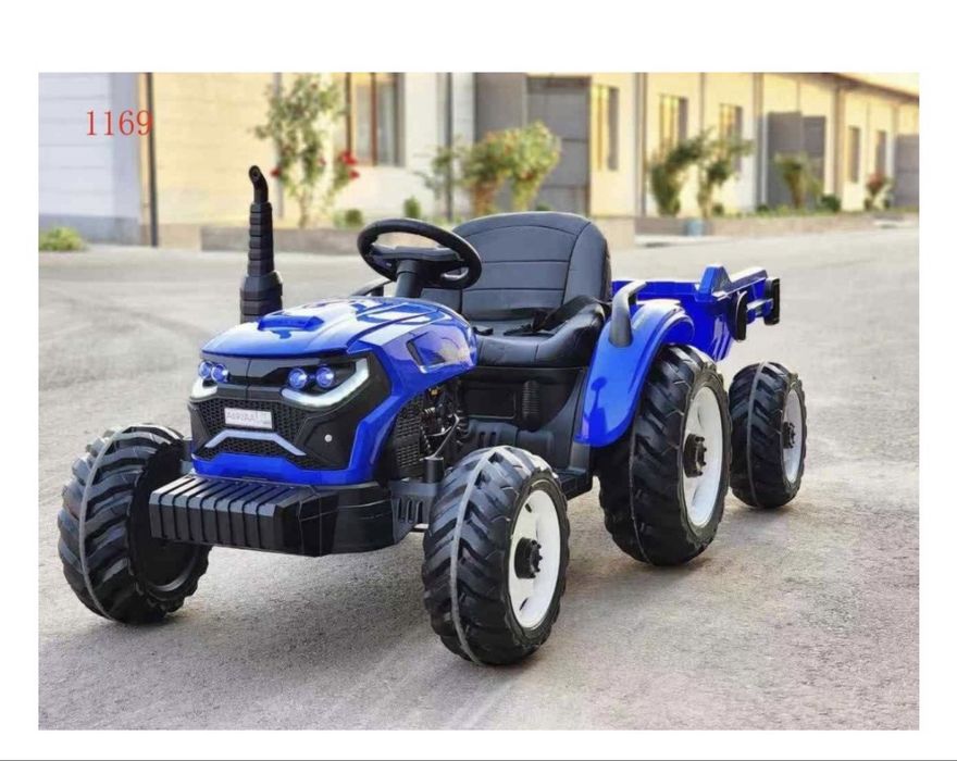 Продам трактор на аккумуляторе