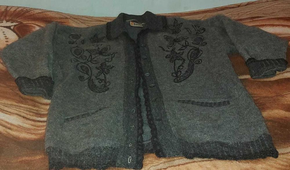 Продается женская одежда 44-54 размеры.