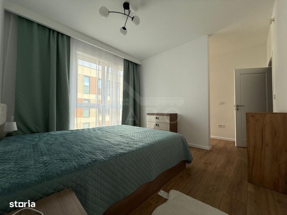 Inchiriez apartament cu 2 camere , bloc nou