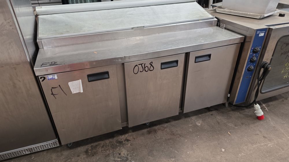 Пицарска маса  фостер 3300лв