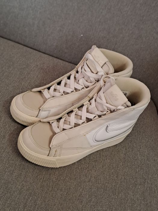Adidași Nike Blazer