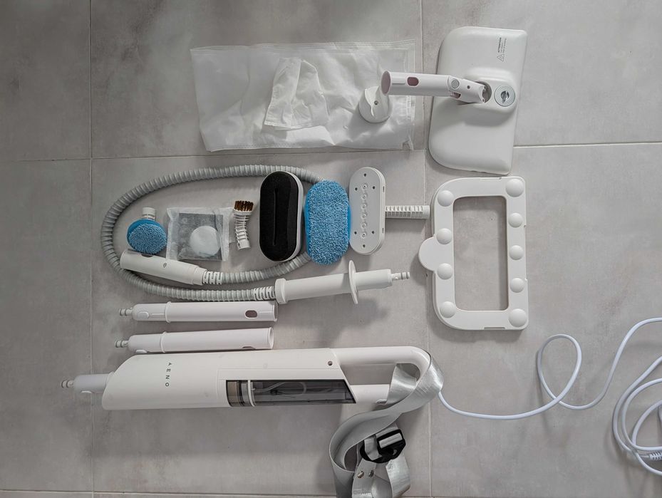 Парочистачка AENO Steam Mop SM1 – като нова, с всички приставки