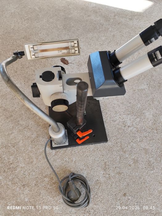 Vând Microscop Stereo Profesional ZEISS (West Germany) - Calitate Industrială pentru Atelier, Electronice sau Bijuterie