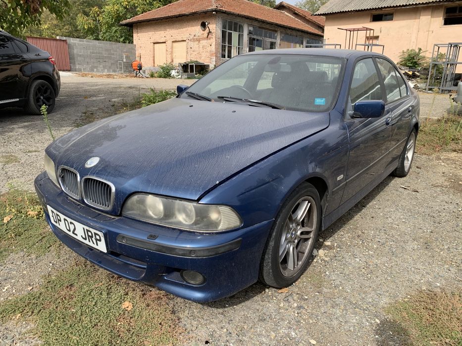 Продаваме на части бмв е39 3.0и 231кс bmw e39 3.0i