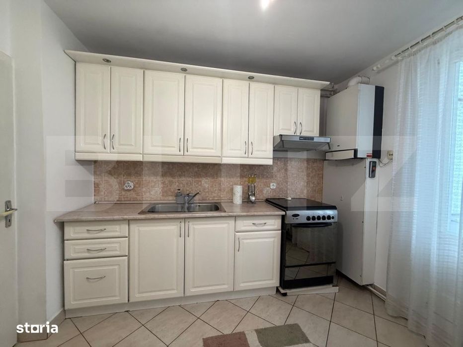 Apartament de vanzare - Zona Semicentala - Ideal Investitie