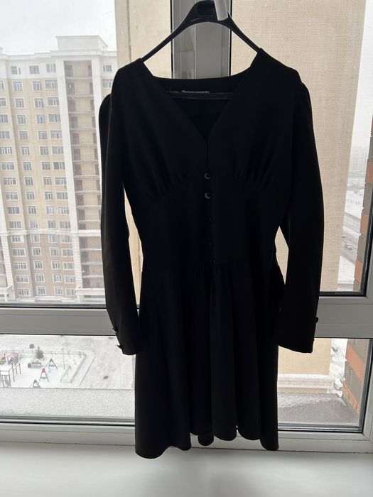 Черное платьице