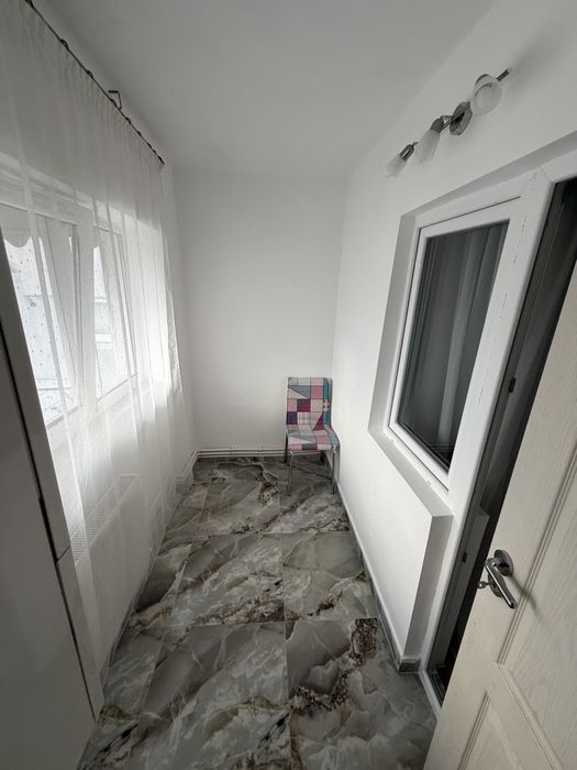 Inchiriem apartament 2 camere