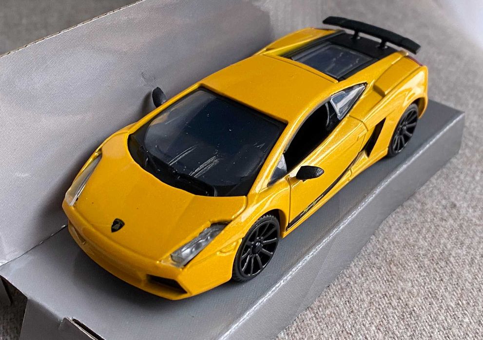 Macheta Lamborghini Gallardo 1 43 - noua la cutie - metal