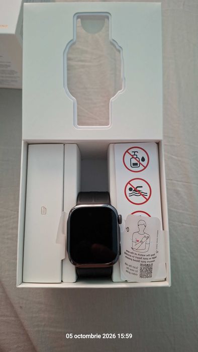 Smartwatch Huawei D2 în garanție