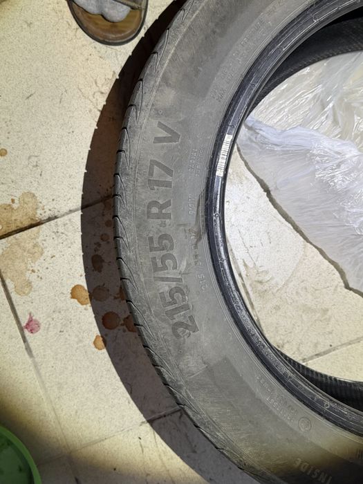 Continental  215/55/17 2022