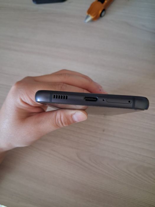 Samsung galaxy s 21 fe