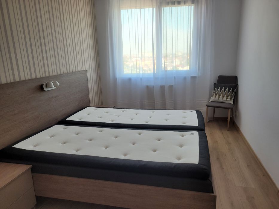ARED  R29  Oradea 3 camere de închiriat ./REZERVAT