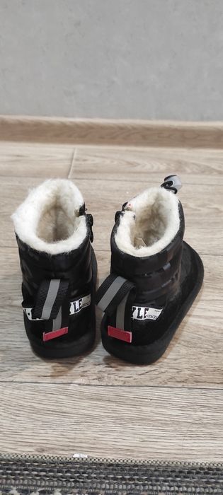 Продается обувь для мальчика малыша