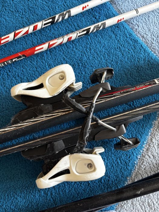 Doua perechi schiuri