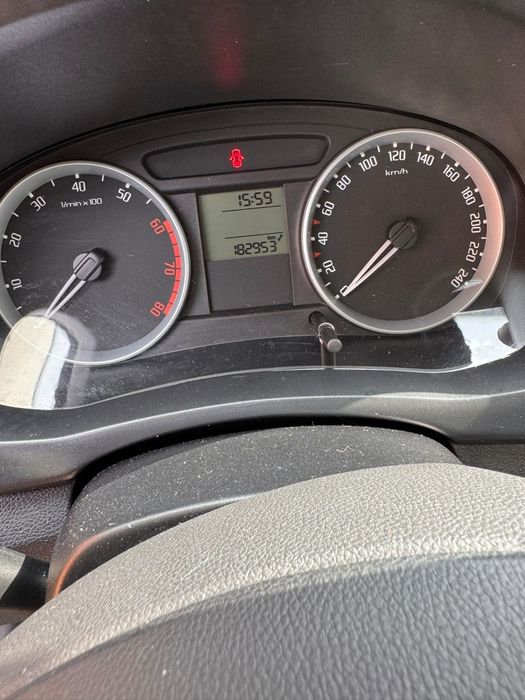 SKODA Fabia 2009 — imagine 2