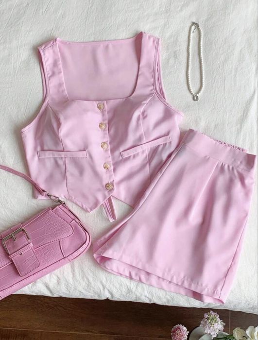 Комплект от две части