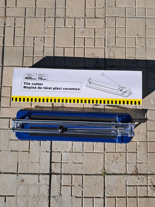 Aparat/ Masina de taiat placi ceramice (gresie/faianta)