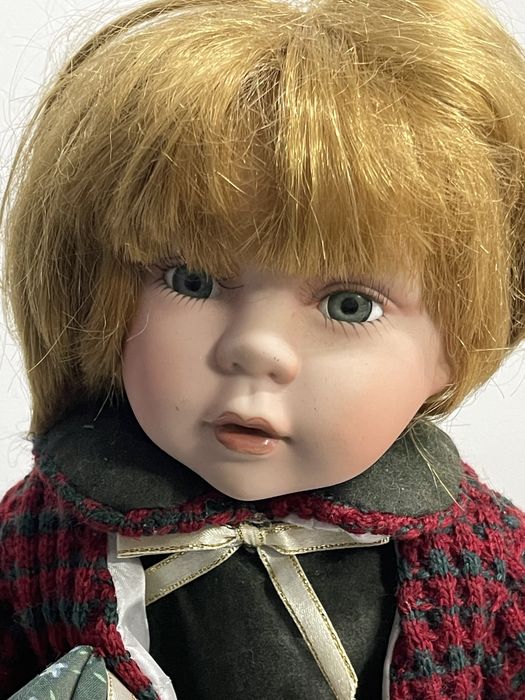 Керамична кукла