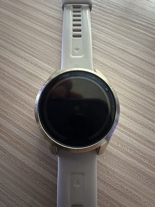 Garmin fenix 7s sapphire solar
