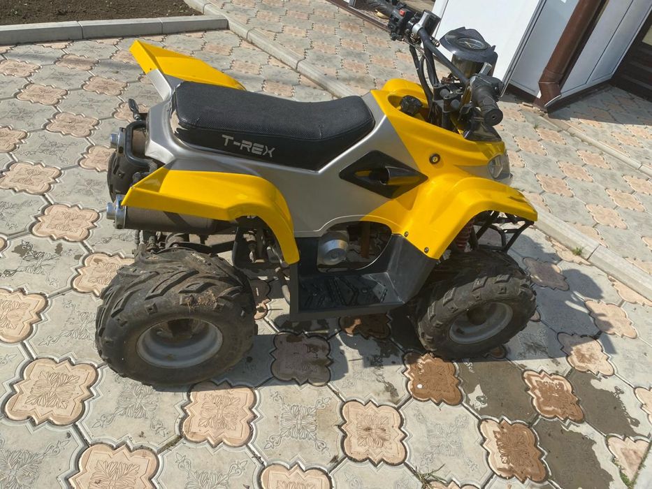 Продам детский квадроцикл 110 кубов