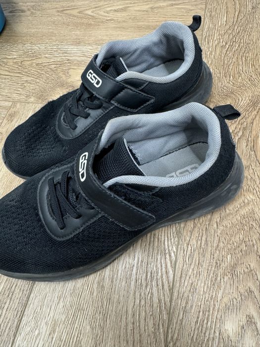 Кроссовки для мальчика