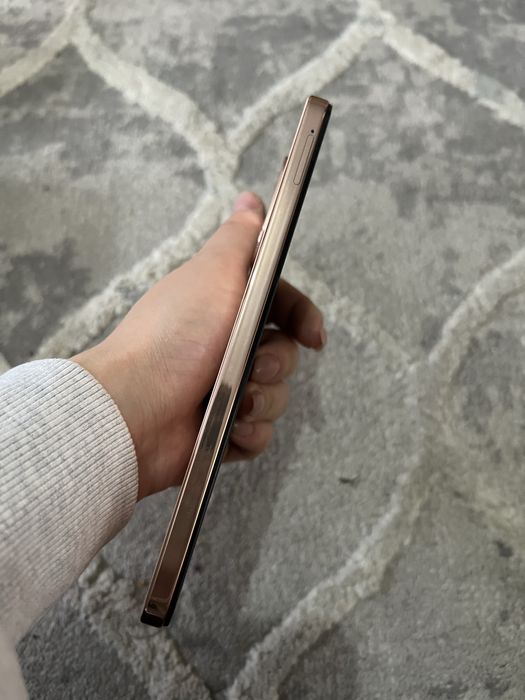 Продам смартфон vivo y28