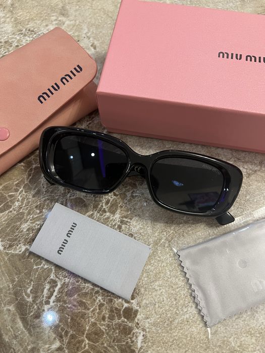 Miu Miu слънчеви очила