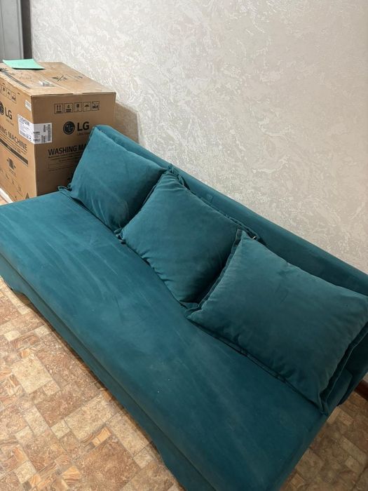 Диван б/у продам