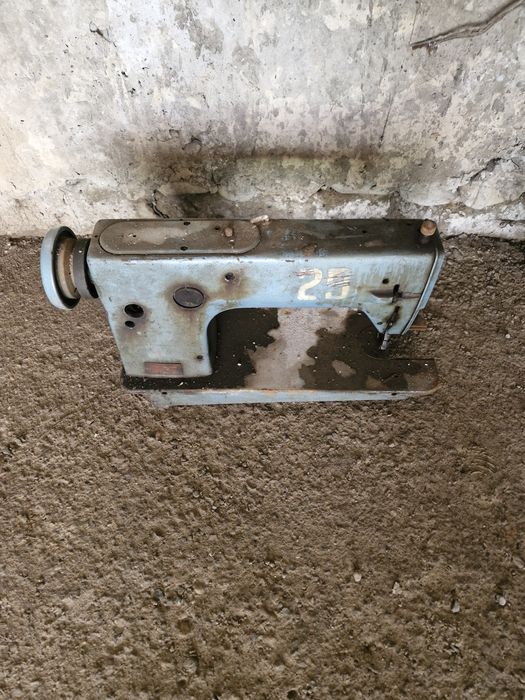 Швейная машины,старый.