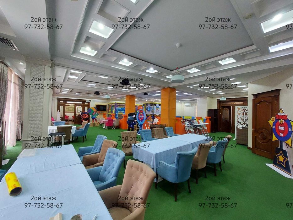 Продаётся нежилое здание вдоль дороги центр, своя парковка на 35 машин